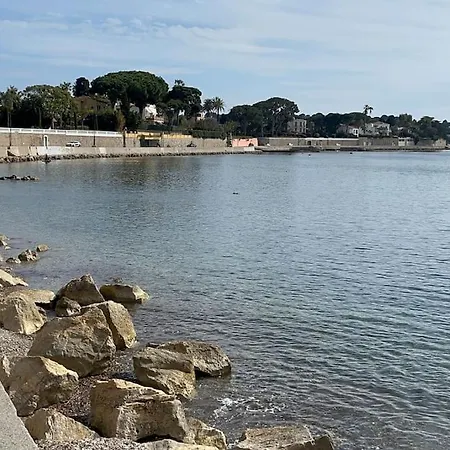 Juan Les Pins Apartment *
